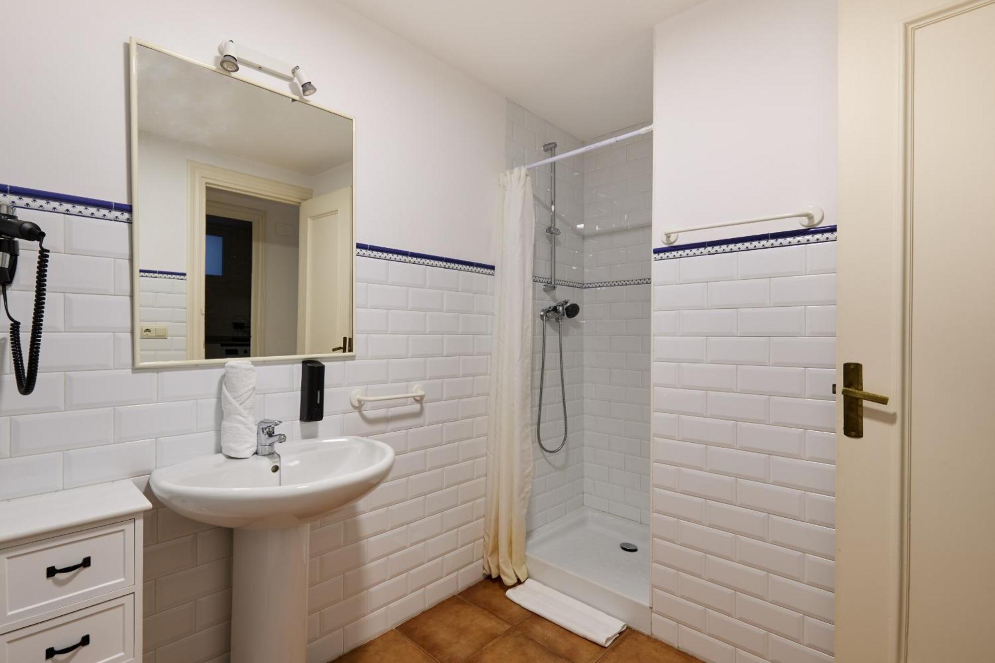 Tuapartamento Tejeria 20 By Clabao Apartament